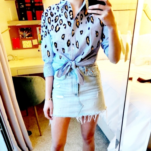 Leopard Animal Print Button Down Top LIKE NEW - Picture 9 of 13